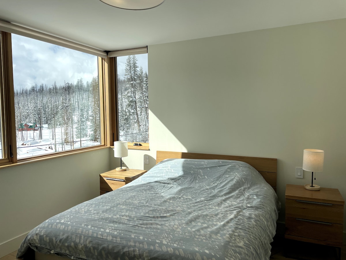 Ground floor bedroom